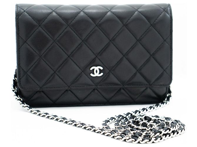 Wallet On Chain CHANEL Portafoglio classico nero su catena Borsa a tracolla WOC Pelle di agnello - vista 2