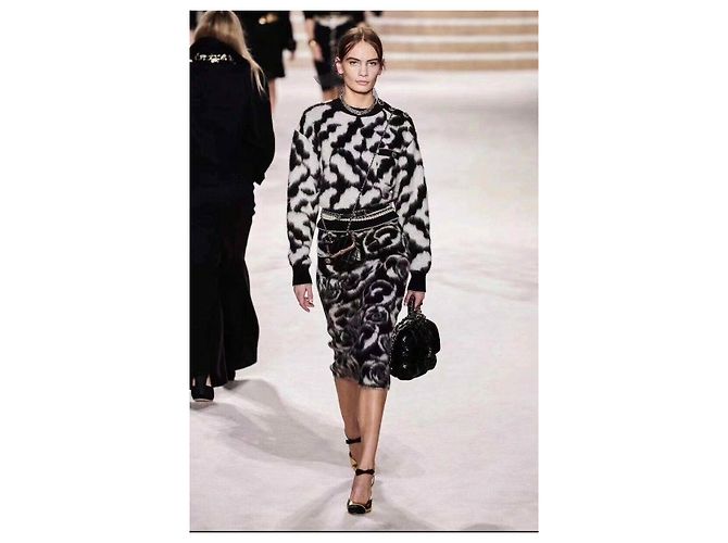 Chanel FW20/21 ABRIGO/PUNTO/CHAQUETA DE ALPACA Negro Blanco - vista 2