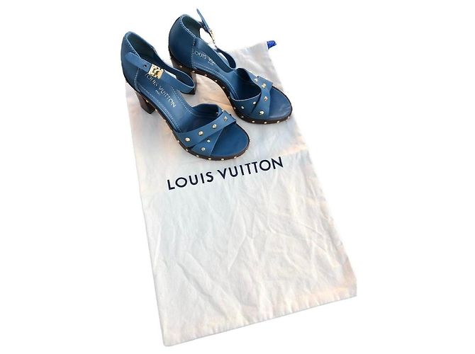 Louis Vuitton Blaue High Heels aus Suhali-Leder von LV - Ansicht 2