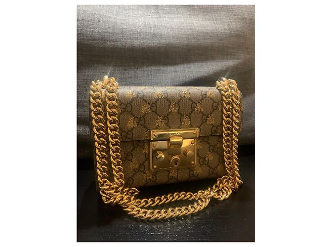 Borsa Gucci Padlock GG Supreme Bee Beige - vista 2