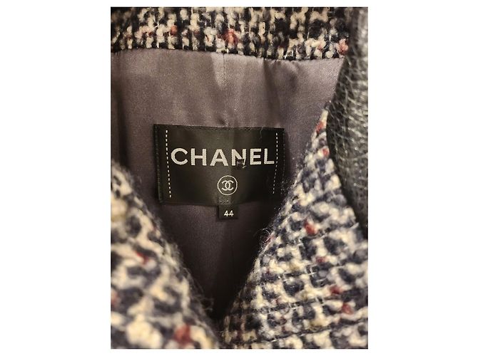 Chanel coat Black Eggshell Prune - view 3