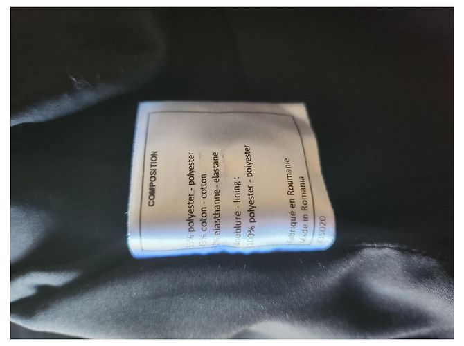 Chanel Uniformjacke mit Kamelie und Kleiderbügel inklusive Schwarz Marineblau - Ansicht 6
