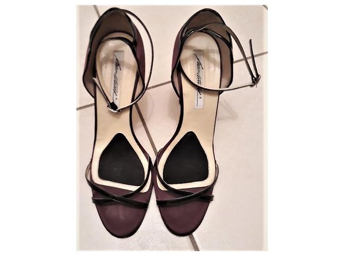 Sandali Brian Atwood in raso e pelle rosso scuro Bordò - vista 4