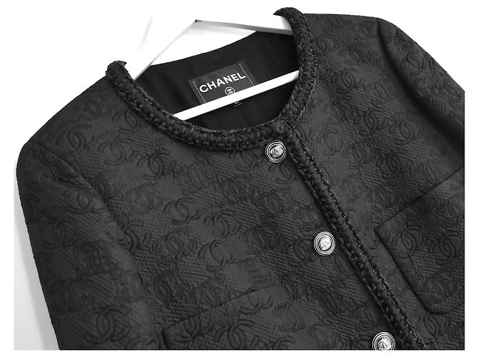 Chanel Pre-Fall 2021 Steppjacke mit CC-Logo Schwarz - Ansicht 6