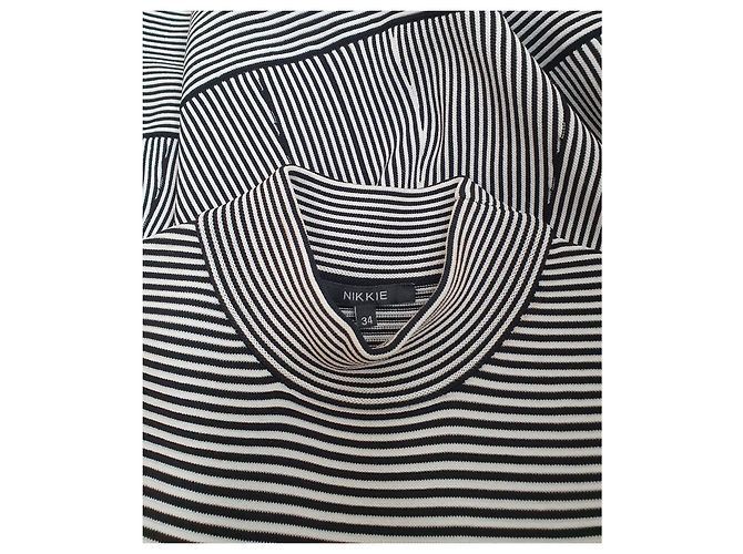 Autre Marque NIKKIE Elastisches gestreiftes Kleid Schwarz Weiß - Ansicht 6