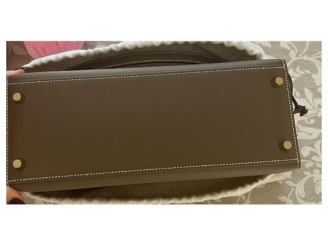 Hermès Kelly 28 scellier epsom étoupe Beige Grigio - vista 11