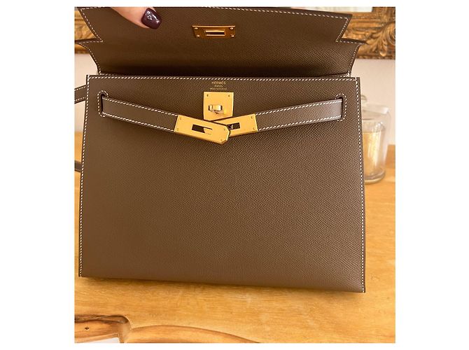 Hermès Kelly 28 scellier epsom étoupe Beige Grigio - vista 7