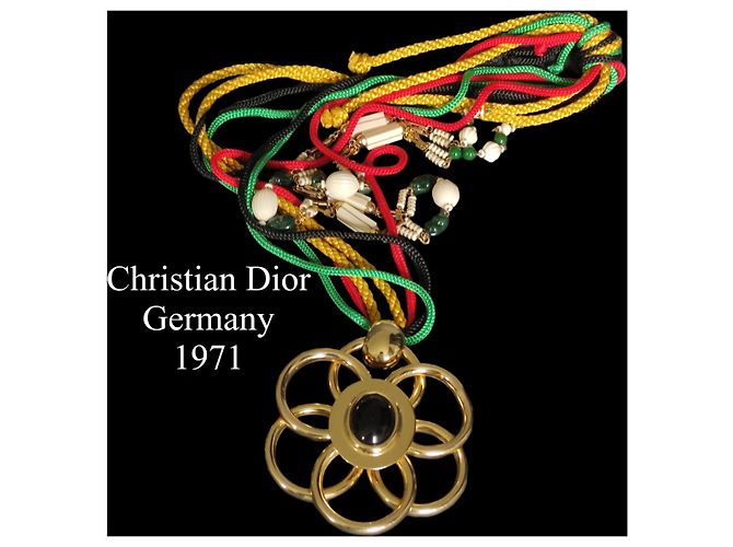 Collana Christian Dior C con Cabochon Nero e Cordini di Seta Multicolore - vista 3