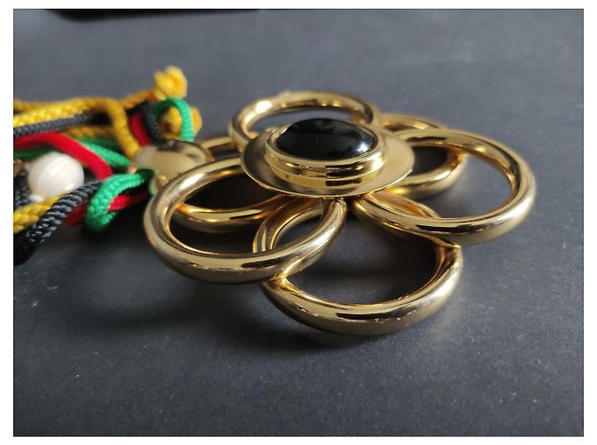 Collana Christian Dior C con Cabochon Nero e Cordini di Seta Multicolore - vista 5