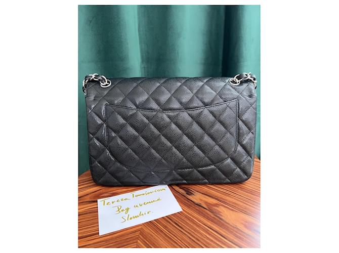 Chanel Classica patta foderata di caviale jumbo Nero Silver hardware - vista 2