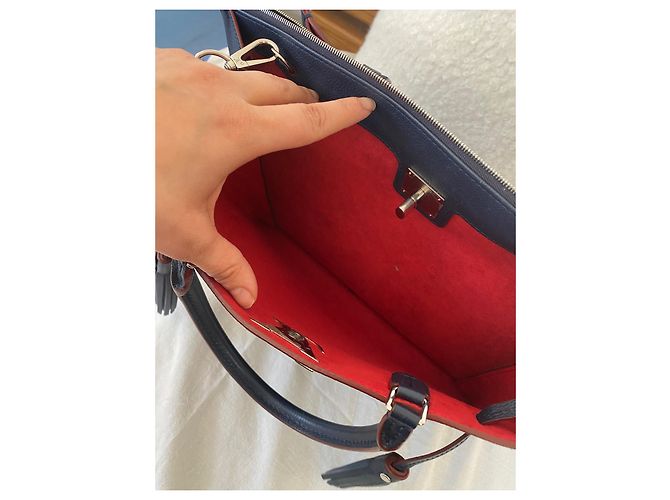 Borsa a mano Louis Vuitton Lockme in pelle blu navy - vista 3