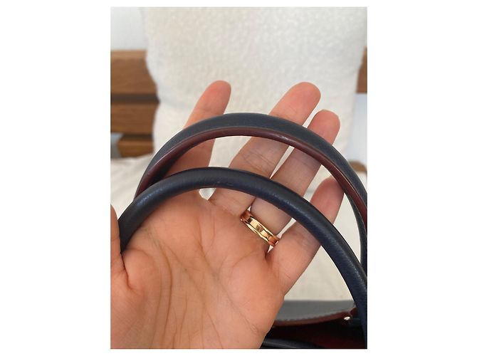 Borsa a mano Louis Vuitton Lockme in pelle blu navy - vista 6