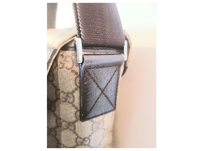 Gucci GG Supreme Pasta de couro bege - vista 3