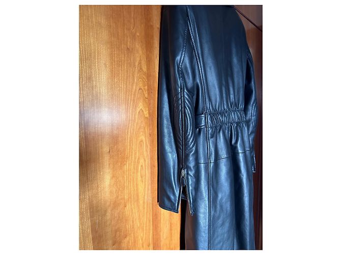Escada Black Lambskin Coat Size 36 - view 3