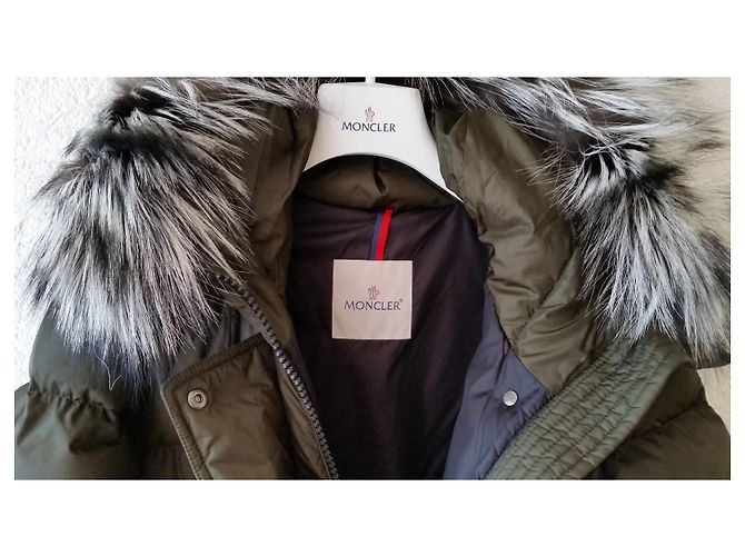 PLUMÍFERO MONCLER APHROTY LARGO Caqui - vista 2