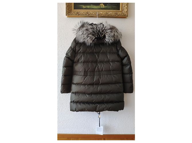 PLUMÍFERO MONCLER APHROTY LARGO Caqui - vista 3