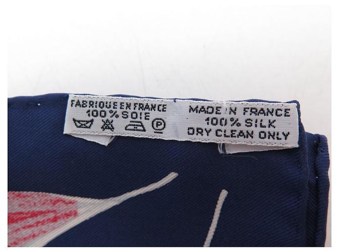 Hermès HERMES VENT PORTANT SCIARPA YANNICK MANIER CARRE 90 SETA SCIARPA IN SETA BLU - vista 10