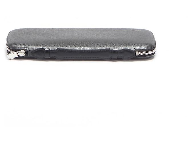 Louis Vuitton Portafoglio continentale in pelle Taiga Nero - vista 4