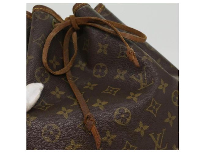 Noe Borsa a mano Louis Vuitton Noé in pelle marrone scuro - vista 11