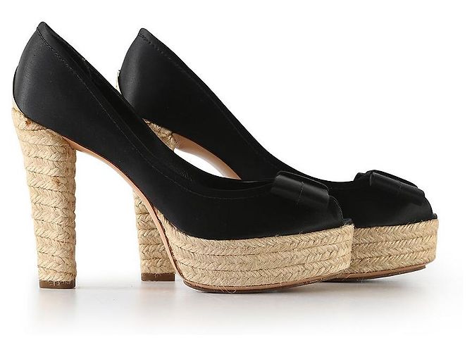 Décolleté con plateau in punta aperta in raso nero Louis Vuitton - vista 2