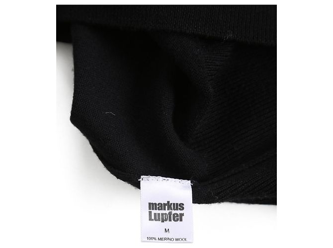 Markus Lupfer Pullover aus schwarzer Merinowolle mit paillettenbesetzten Lippen - Ansicht 5