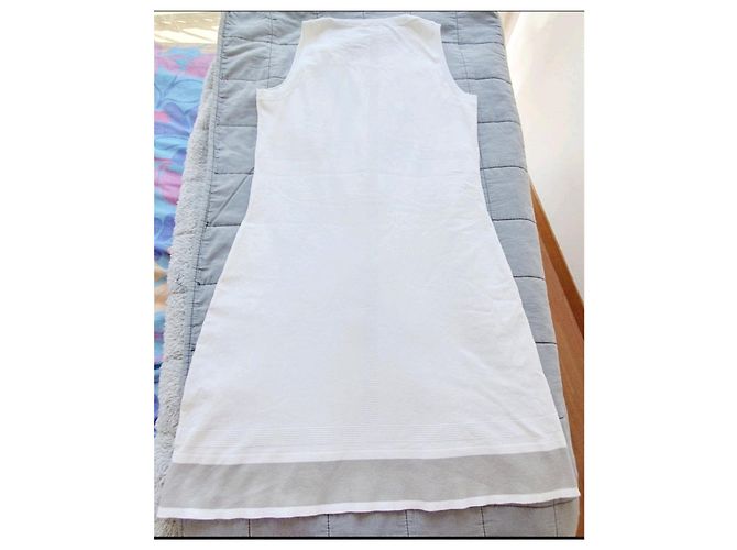 Chanel Kleid weiß grau mit CC Logo Größe 40 - Ansicht 10