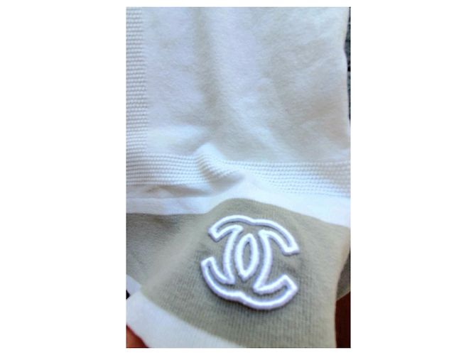 Chanel Kleid weiß grau mit CC Logo Größe 40 - Ansicht 12