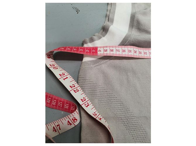 Chanel T-Shirt mit gesticktem CC-Logo weiß grau - Ansicht 6