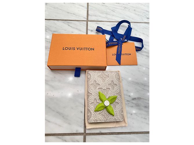 Louis Vuitton Virgil Abloh Pocket Organizer Chalk Grey - view 2