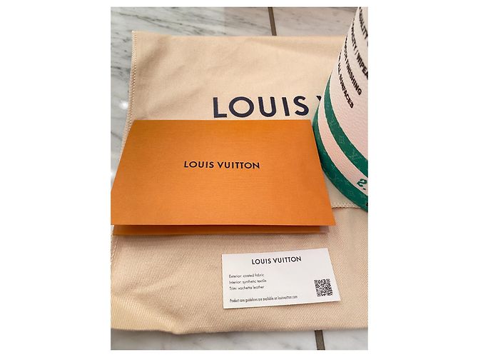 Louis Vuitton Virgil Abloh Paint Can Green - view 2