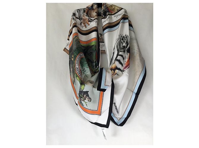 BURBERRY stola - 210 X 70 CENTIMETRO - 100% soie Multicolore - vista 9