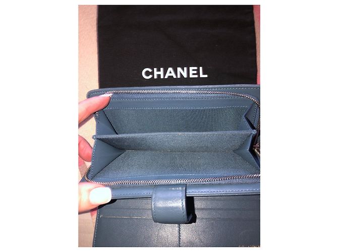 Cartera Chanel Azul de Cuero - vista 3