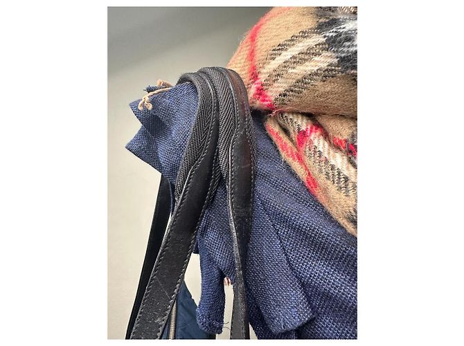 Tote Authentischer Prada Tessuto in begonienblauem, gestepptem Nylonstoff Schwarz - Ansicht 3