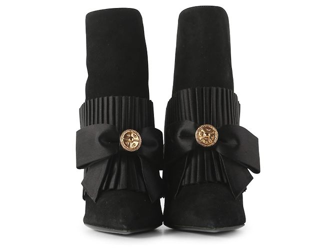 Stivaletto Fausto Puglisi In Camoscio Nero Con Pieghe In Raso E Fiocco - vista 3