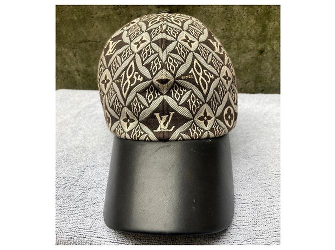 Wunderschöne Sammlerkappe aus Leder von Louis Vuitton Braun - Ansicht 4