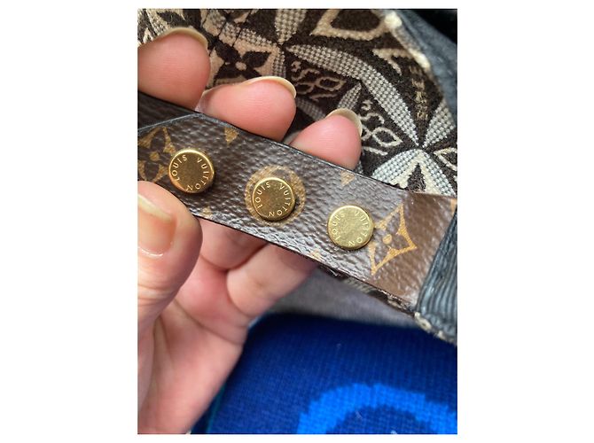 Wunderschöne Sammlerkappe aus Leder von Louis Vuitton Braun - Ansicht 7
