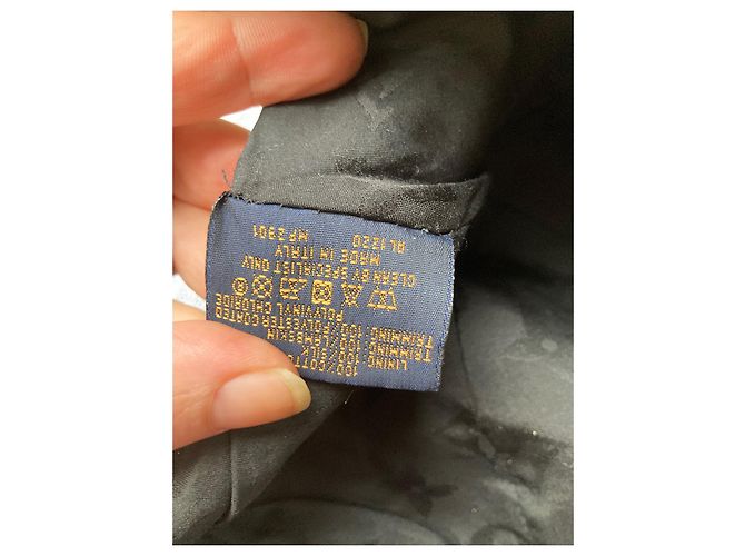 Wunderschöne Sammlerkappe aus Leder von Louis Vuitton Braun - Ansicht 8