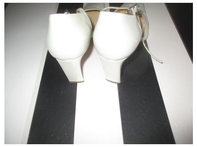 Autre Marque Décolleté Moda Di Fausto in pelle bianca tacco 7cm Bianco - vista 7
