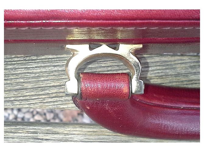 CARTELLA IN PELLE BORDEAUX MUST-HAVE DI CARTIER Bordò - vista 15