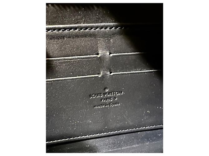Louis Vuitton Monedero Zippy Corazón Estampado Leopardo Piel Patente Estampado de leopardo - vista 4