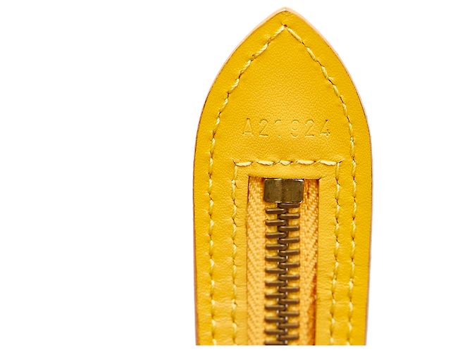 Cinturino lungo Louis Vuitton giallo Epi Saint Jacques PM - vista 7
