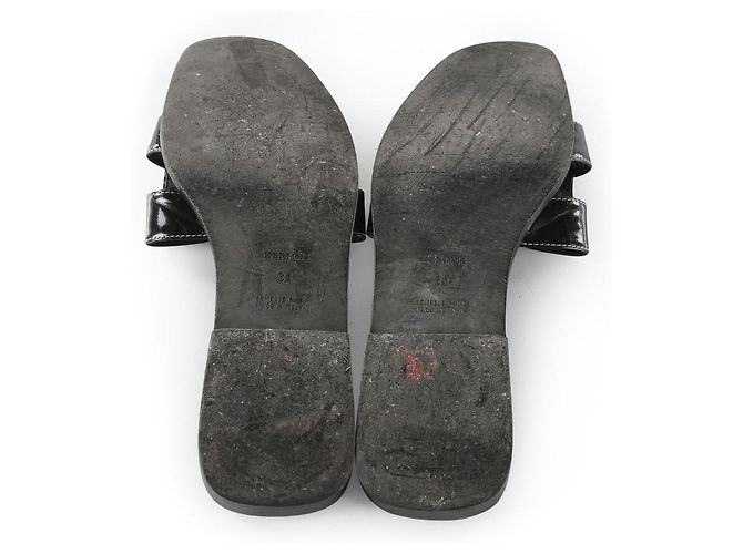 Hermès Hermes Schwarzes Lackleder Oran Flat Slides - vista 5