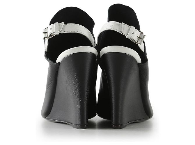 Balenciaga Sandali con zeppa in pelle nera e bianca - vista 4