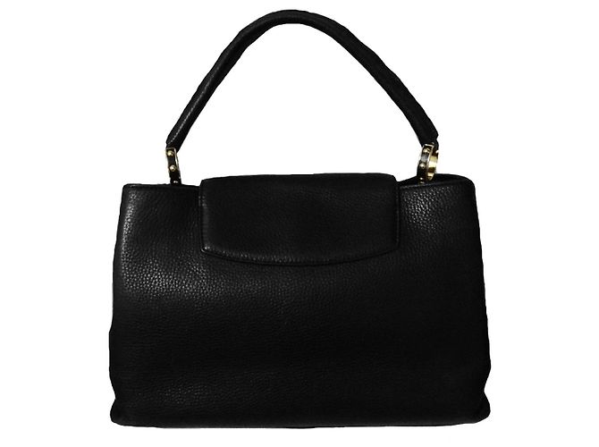 BORSA CAPUCINES LOUIS VUITTON TAURILLON IN PELLE Nero - vista 2