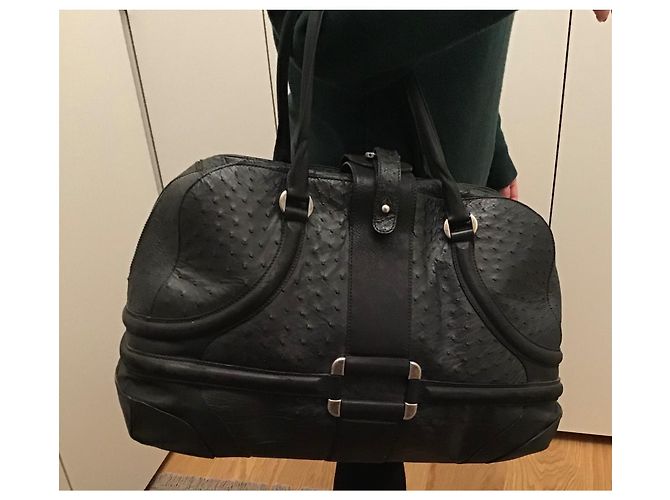 Borsa a mano Alexander McQueen in pelle di struzzo nera Nero - vista 13