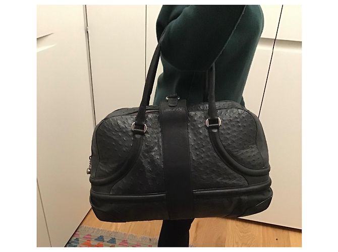 Borsa a mano Alexander McQueen in pelle di struzzo nera Nero - vista 17