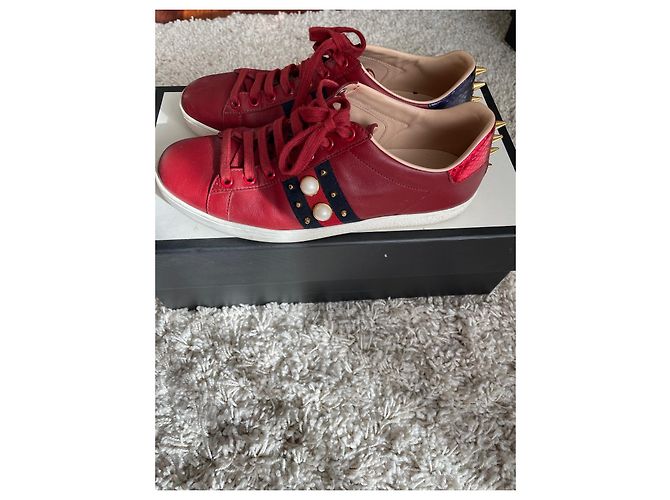 Gucci Ace Sneaker mit Spikes rot Leder 38 - Ansicht 2