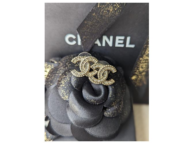Chanel CC F18V GHW Logo classico orecchini scatola di cristallo D'oro - vista 11