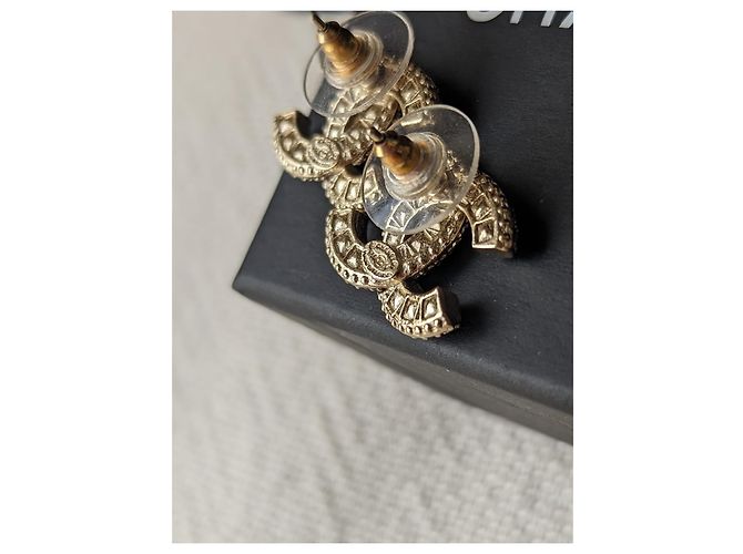 Chanel CC F18V GHW Logo classico orecchini scatola di cristallo D'oro - vista 8