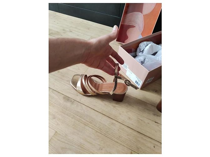 Autre Marque Rivecour 653 Sandalen aus Leder goldfarben Größe 38 - Ansicht 5